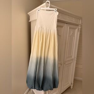 Zara White and Green Textured Fabric